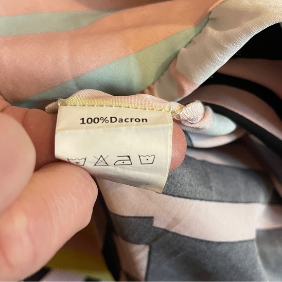 Colorful Geometric Mini Dress - Picture 4 of 9